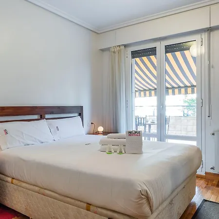 公寓 Apartamento Lekuona By People